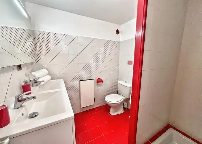 Magnifique Avec Piscine Vue 사나리쉬르메르