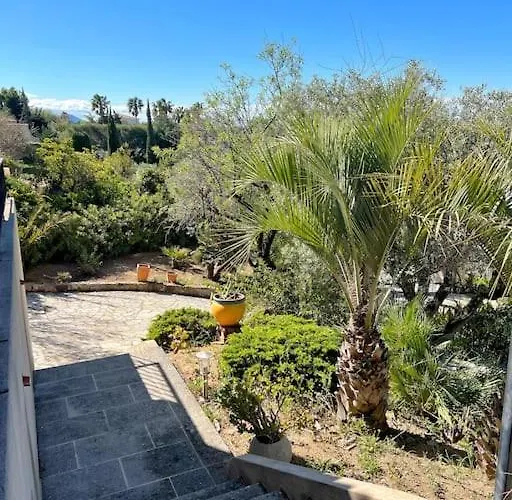 빌라 Magnifique Avec Piscine Vue 사나리쉬르메르