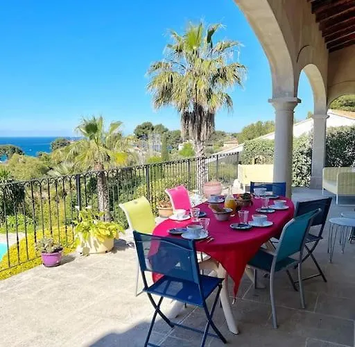 Magnifique Avec Piscine Vue 사나리쉬르메르