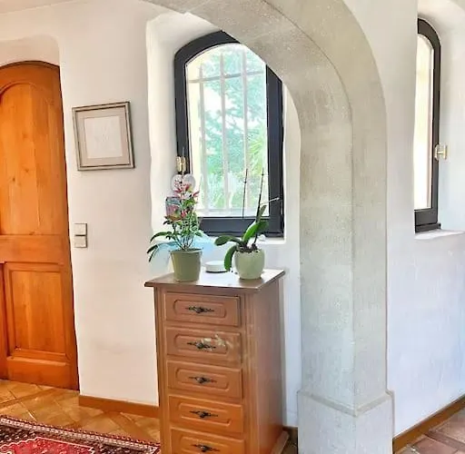 Magnifique Avec Piscine Vue 사나리쉬르메르